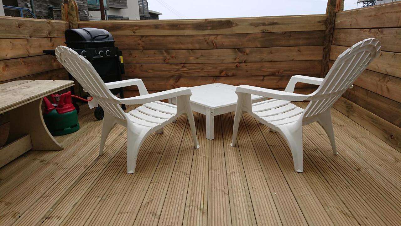 Surf Lookout - King Size En-Suite With Sea Views New Quay Екстериор снимка